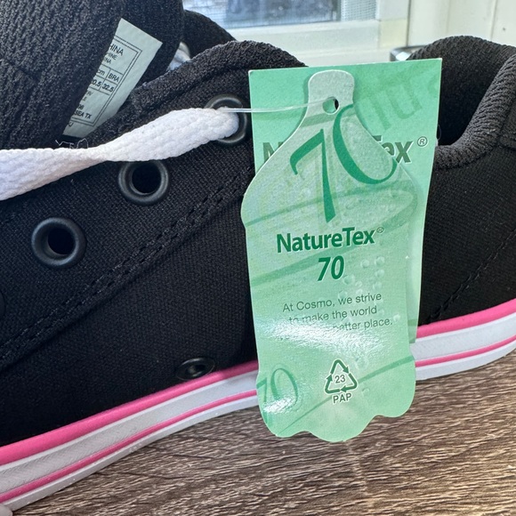 GIRLS' DC LITTLE KID & BIG KID COURT GRAFFIK SNEAKERS size 1.5 never worn - Picture 5 of 8